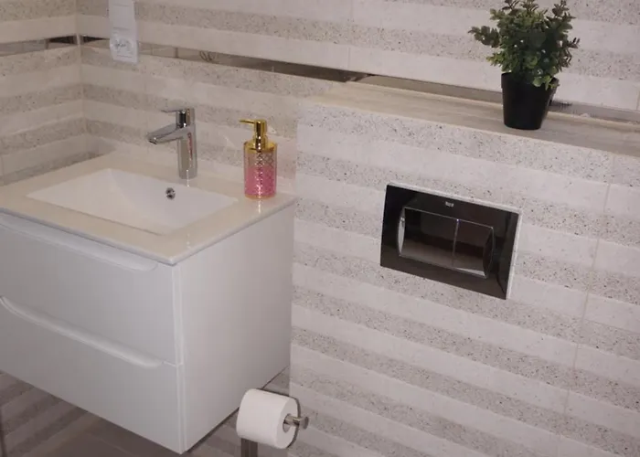 Laguna Blue 斯瓦热沃